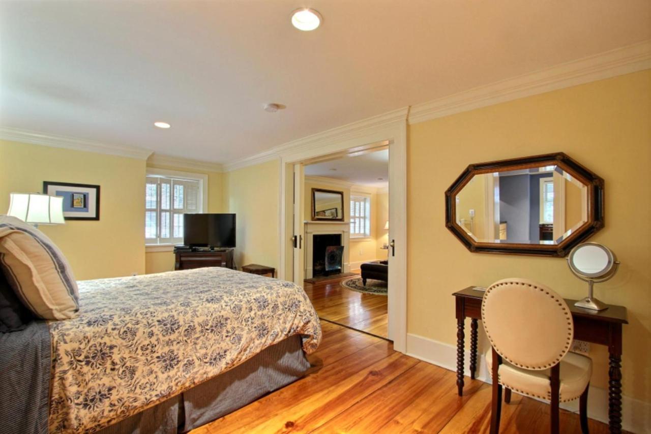 Bird Baldwin Magnolia Suite Savannah Exterior foto